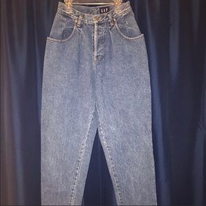 Vintage 90s GAP Button-Fly, High Waisted Mom Jeans